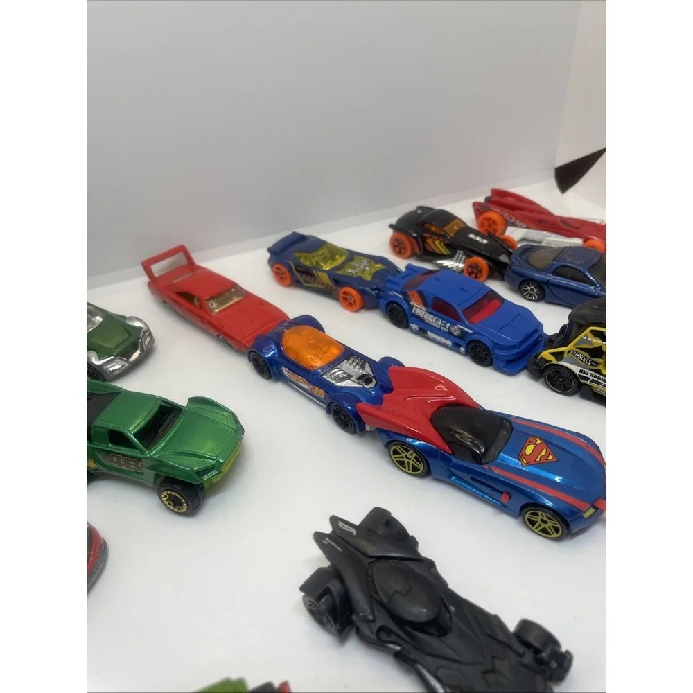 Hot Wheels Cars and 1 Monster Truck,vroom Truck and Loose Lot Of 20 In All Total